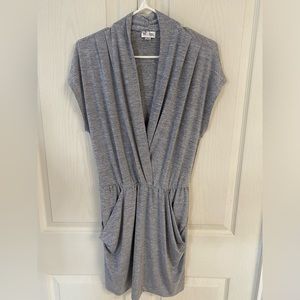 Sweet Storm Grey Short Sleeve Mini Dress Size M